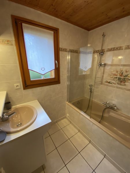photo 2 Owner direct vacation rental Morzine appartement Rhone-Alps Haute-Savoie Washing facilities