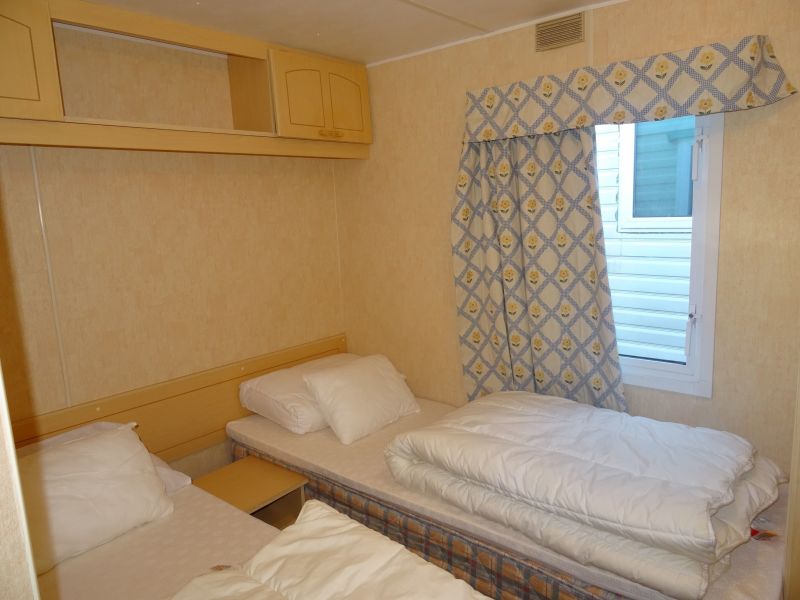photo 6 Owner direct vacation rental La Londe-les-Maures mobilhome Provence-Alpes-Cte d'Azur Var bedroom 2