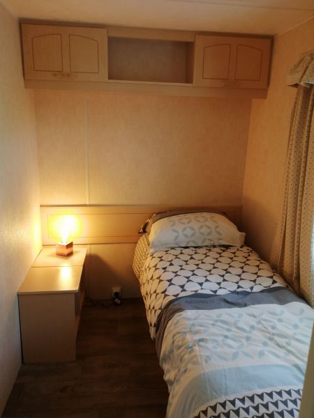 photo 9 Owner direct vacation rental La Londe-les-Maures mobilhome Provence-Alpes-Cte d'Azur Var bedroom 3