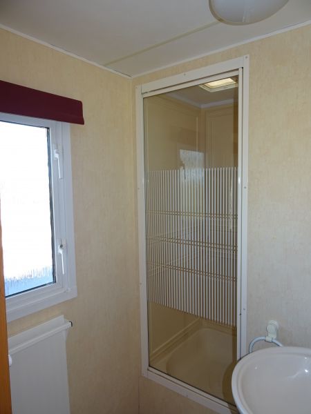 photo 10 Owner direct vacation rental La Londe-les-Maures mobilhome Provence-Alpes-Cte d'Azur Var Washing facilities