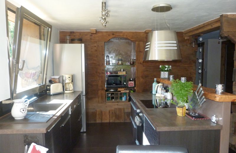 photo 5 Owner direct vacation rental Morzine chalet Rhone-Alps Haute-Savoie Open-plan kitchen