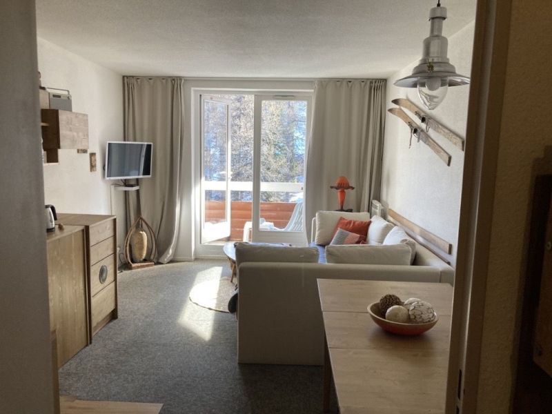 photo 1 Owner direct vacation rental Vars appartement Provence-Alpes-Cte d'Azur Hautes-Alpes Living room