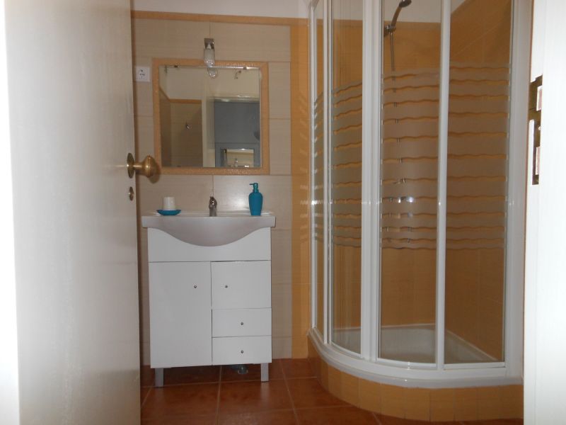 photo 5 Owner direct vacation rental Altura appartement Algarve  bathroom