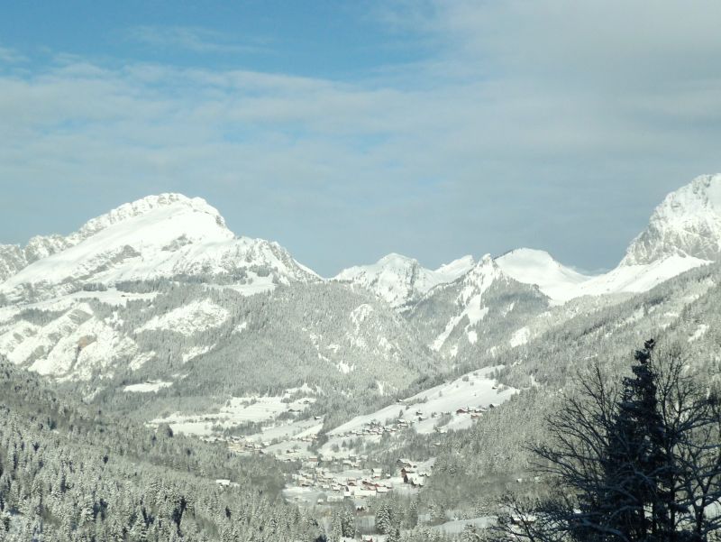 photo 3 Owner direct vacation rental Chtel appartement Rhone-Alps Haute-Savoie Outside view