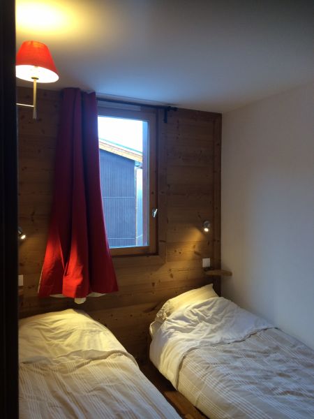 photo 12 Owner direct vacation rental Mribel appartement Rhone-Alps Savoie bedroom 1