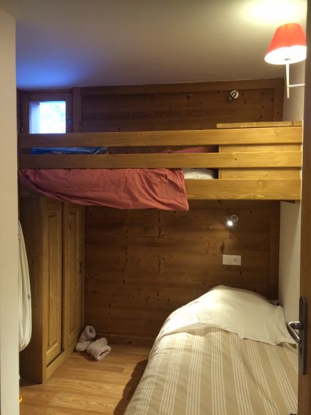 photo 14 Owner direct vacation rental Mribel appartement Rhone-Alps Savoie bedroom 3