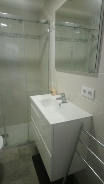 photo 5 Owner direct vacation rental L'Escala appartement Catalonia Girona (province of) Washing facilities