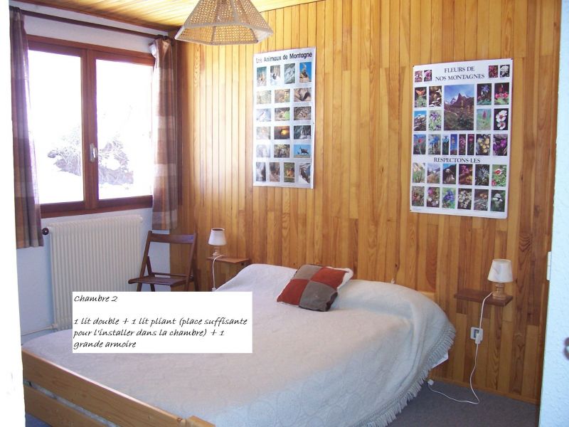 photo 7 Owner direct vacation rental Orcires Merlette appartement Provence-Alpes-Cte d'Azur Hautes-Alpes bedroom 2