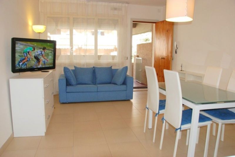 photo 1 Owner direct vacation rental San Vincenzo appartement Tuscany Livorno Province Living room