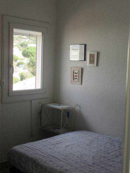 photo 8 Owner direct vacation rental Sete appartement Languedoc-Roussillon Hrault bedroom