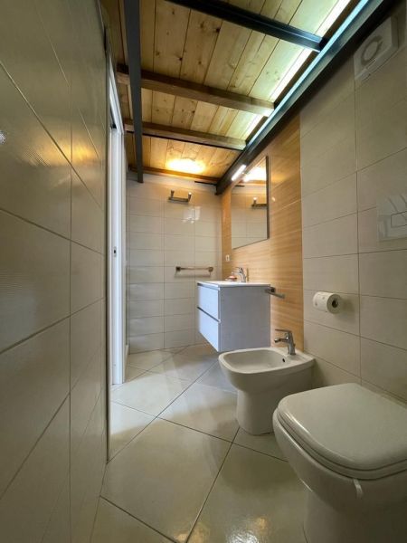 photo 9 Owner direct vacation rental Pisciotta studio Campania Salerne Province bathroom