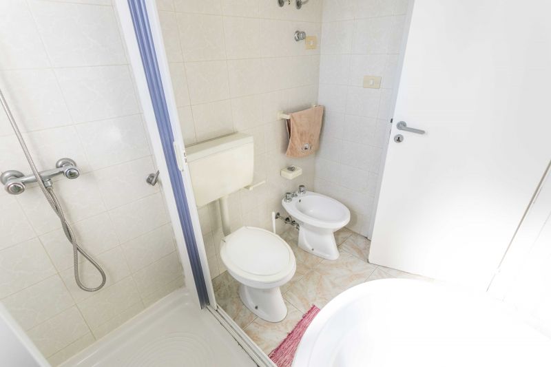 photo 12 Owner direct vacation rental Ugento - Torre San Giovanni appartement   bathroom
