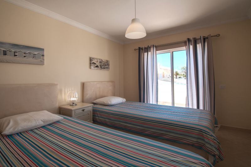 photo 11 Owner direct vacation rental Albufeira maison Algarve  bedroom 3