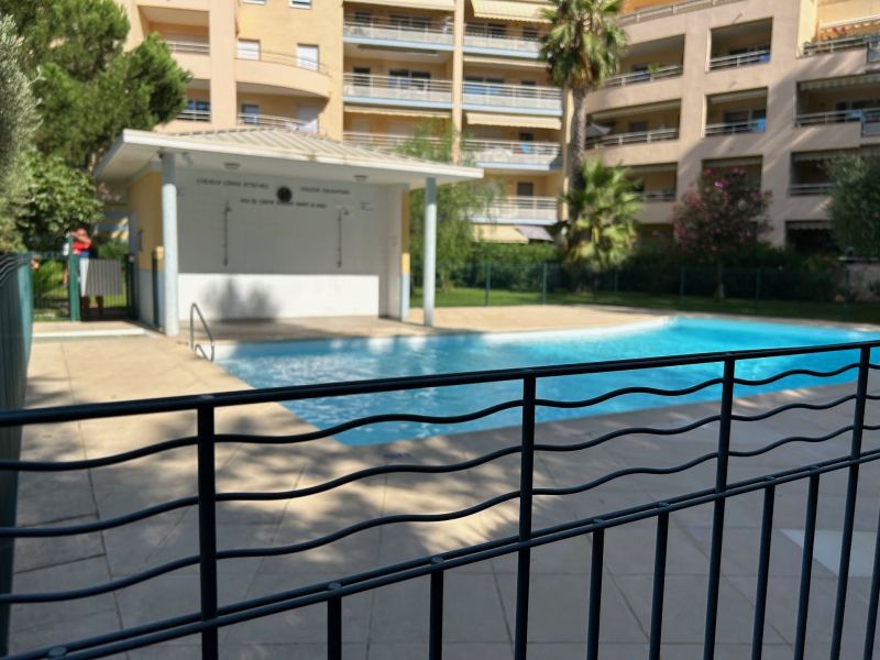 photo 10 Owner direct vacation rental Frjus appartement Provence-Alpes-Cte d'Azur Var Swimming pool