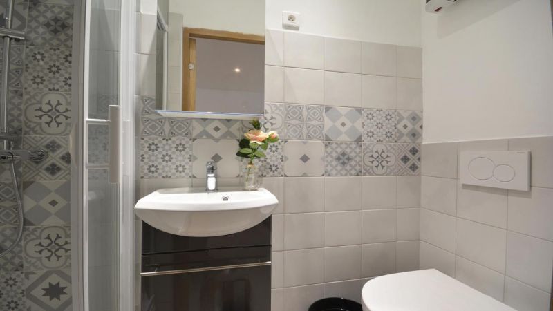 photo 12 Owner direct vacation rental Arles maison Provence-Alpes-Cte d'Azur Bouches du Rhne bathroom 2