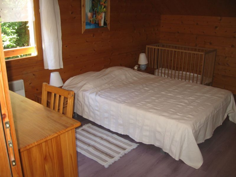 photo 7 Owner direct vacation rental Embrun chalet Provence-Alpes-Cte d'Azur Hautes-Alpes bedroom 2