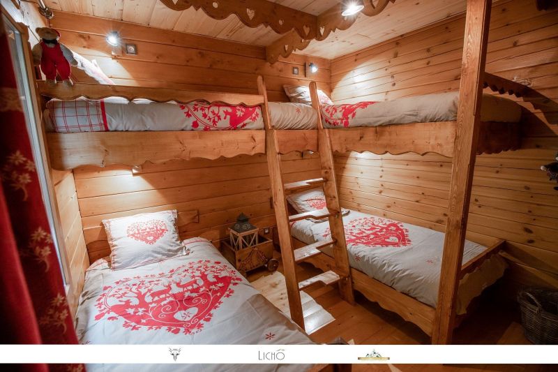 photo 25 Owner direct vacation rental Valfrjus chalet Rhone-Alps Savoie bedroom 5