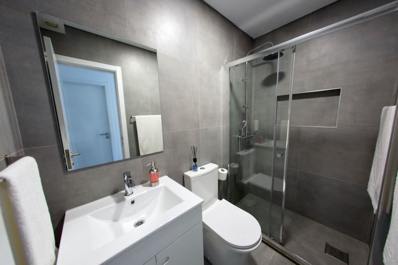 photo 4 Owner direct vacation rental Albufeira appartement Algarve  bathroom