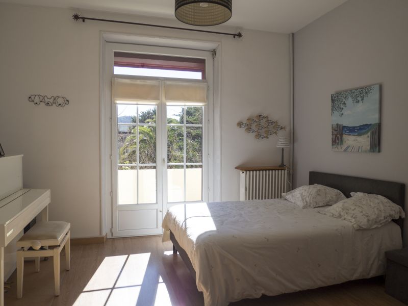 photo 4 Owner direct vacation rental Saint Cyr sur Mer appartement Provence-Alpes-Cte d'Azur Var bedroom 1