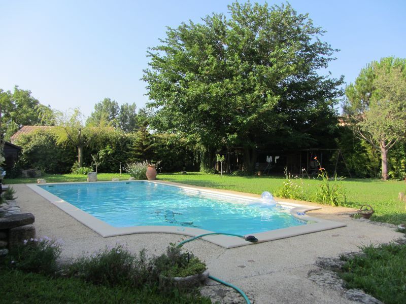 photo 2 Owner direct vacation rental Isle sur la Sorgue maison Provence-Alpes-Cte d'Azur Vaucluse Swimming pool