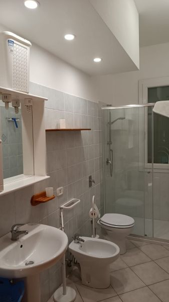 photo 21 Owner direct vacation rental Mazara del Vallo villa Sicily Trapani Province bathroom 1