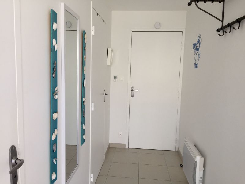 photo 11 Owner direct vacation rental Sarzeau appartement Brittany Morbihan Corridor