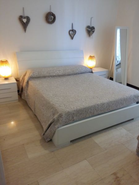 photo 16 Owner direct vacation rental Chiavari appartement   bedroom 1