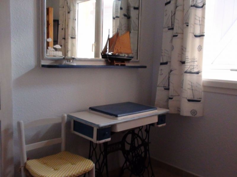 photo 6 Owner direct vacation rental Cavalaire-sur-Mer appartement Provence-Alpes-Cte d'Azur Var bedroom