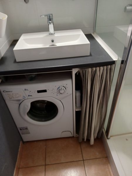 photo 22 Owner direct vacation rental Six Fours Les Plages appartement Provence-Alpes-Cte d'Azur Var Washing facilities