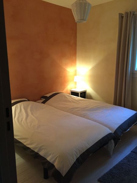 photo 15 Owner direct vacation rental Allemagne en Provence maison Provence-Alpes-Cte d'Azur Alpes de Haute-Provence bedroom