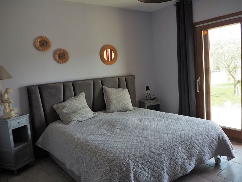 photo 4 Owner direct vacation rental Bedoin villa Provence-Alpes-Cte d'Azur Vaucluse bedroom 1