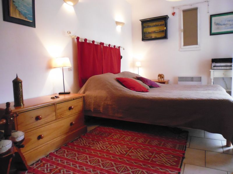 photo 3 Owner direct vacation rental Avignon villa Provence-Alpes-Cte d'Azur Vaucluse bedroom 2