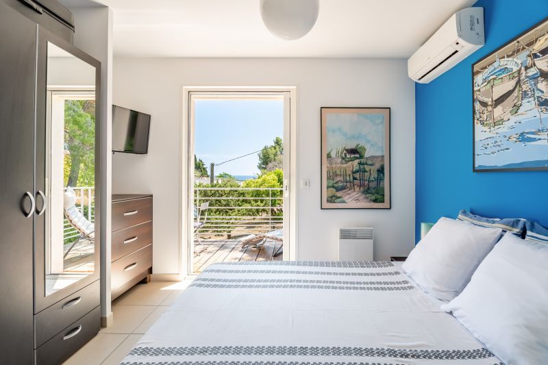 photo 18 Owner direct vacation rental La Ciotat villa Provence-Alpes-Cte d'Azur Bouches du Rhne bedroom 2