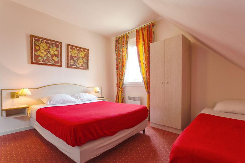 photo 1 Owner direct vacation rental Arromanches gite Basse-Normandie Calvados bedroom 1