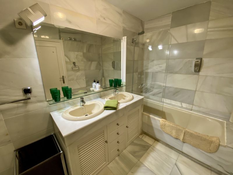 photo 21 Owner direct vacation rental Marbella appartement Andalucia Mlaga (province of) bathroom 2