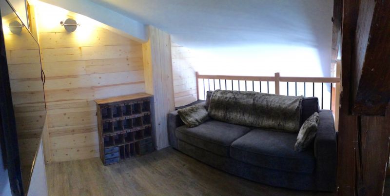 photo 15 Owner direct vacation rental Alpe d'Huez chalet Rhone-Alps Isre Mezzanine