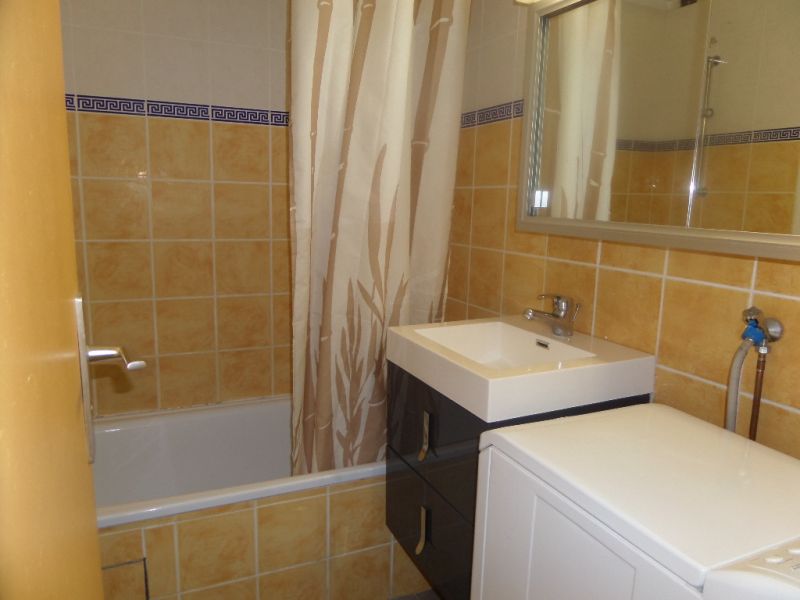 photo 11 Owner direct vacation rental Cap d'Agde appartement Languedoc-Roussillon Hrault bathroom