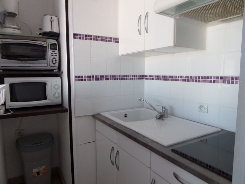 photo 6 Owner direct vacation rental Cap d'Agde appartement Languedoc-Roussillon Hrault Kitchenette