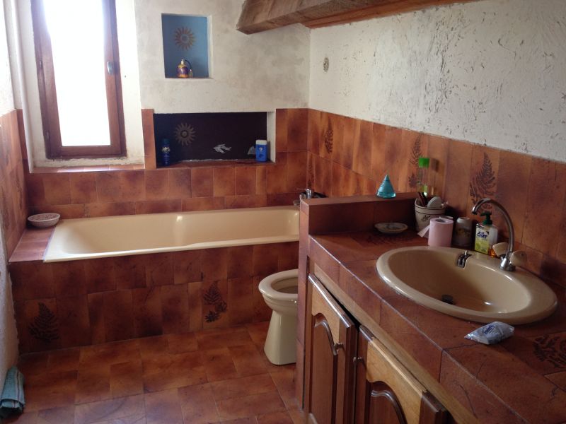 photo 18 Owner direct vacation rental Ventiseri maison Corsica Corsica bathroom 3