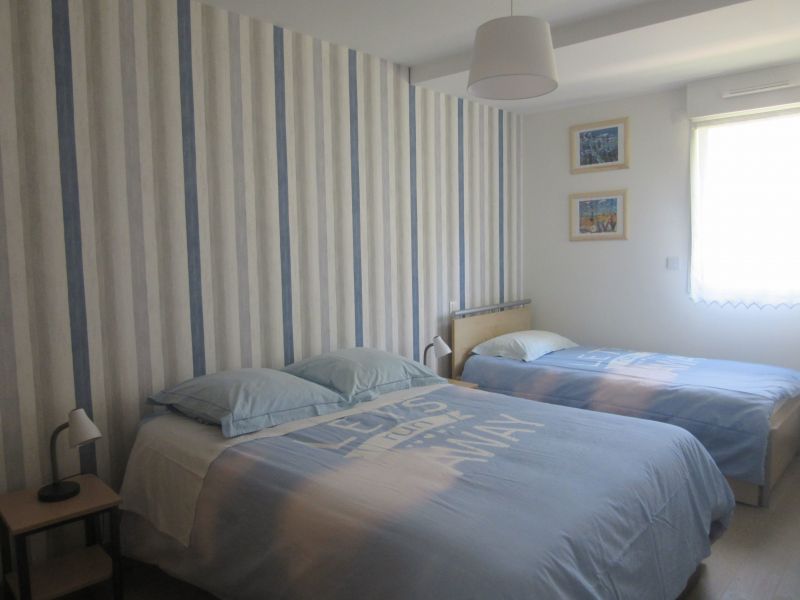 photo 7 Owner direct vacation rental Saint Malo appartement Brittany Ille et Vilaine bedroom 2
