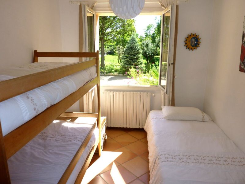 photo 17 Owner direct vacation rental Avignon maison Provence-Alpes-Cte d'Azur Vaucluse bedroom 3