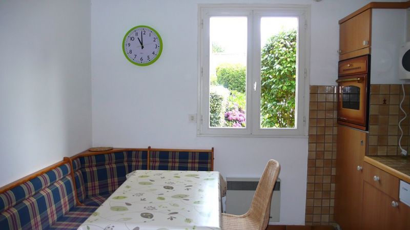 photo 10 Owner direct vacation rental Fouesnant maison Brittany Finistre Sep. kitchen