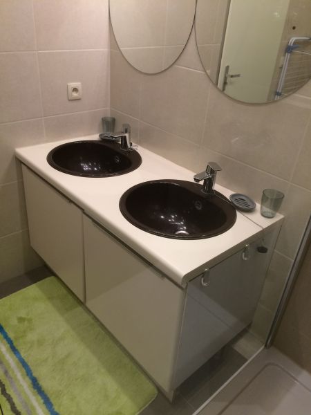 photo 13 Owner direct vacation rental De Panne studio   Washing facilities