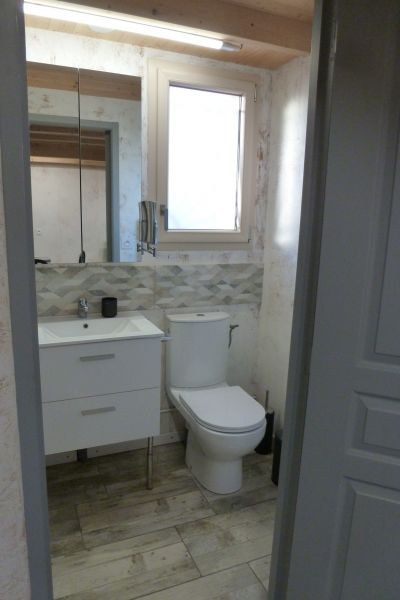 photo 15 Owner direct vacation rental Prigueux gite Aquitaine Dordogne Washing facilities