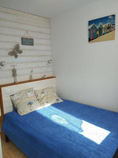 photo 2 Owner direct vacation rental Royan appartement Poitou-Charentes Charente-Maritime bedroom