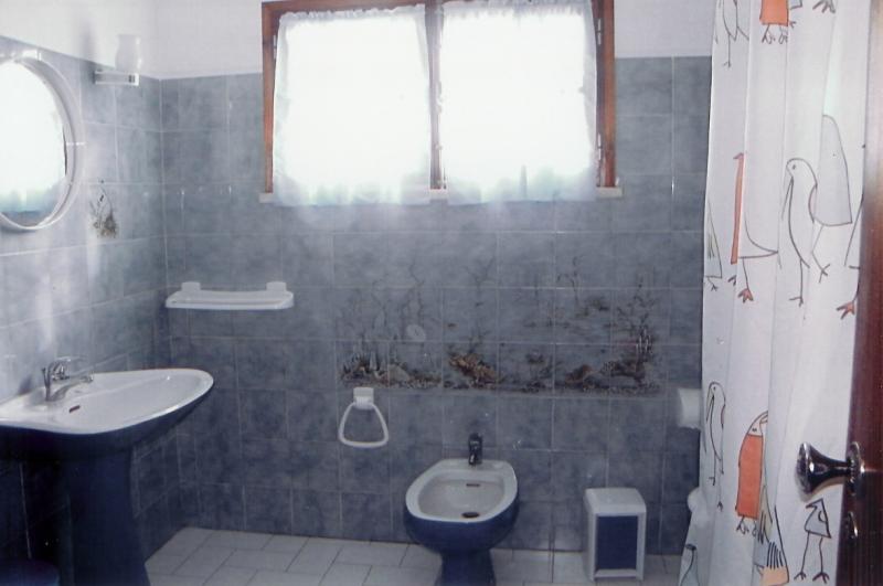 photo 16 Owner direct vacation rental Tavira villa Algarve  bathroom