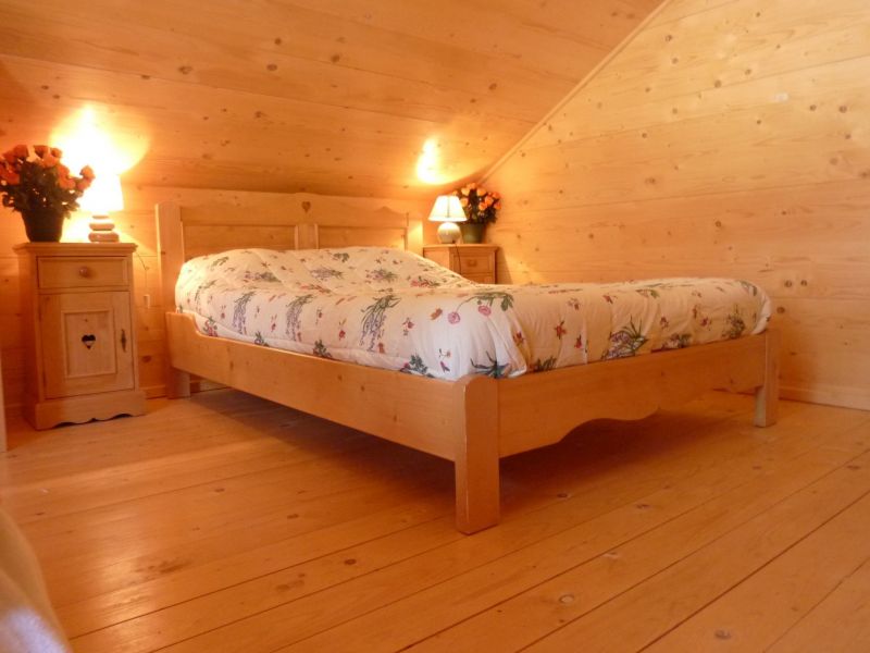 photo 9 Owner direct vacation rental Les Orres chalet Provence-Alpes-Cte d'Azur Hautes-Alpes bedroom 4