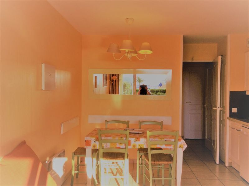 photo 6 Owner direct vacation rental Six Fours Les Plages appartement Provence-Alpes-Cte d'Azur Var Dining room