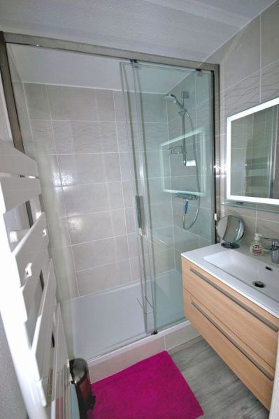 photo 7 Owner direct vacation rental Saint Lary Soulan appartement Midi-Pyrnes Hautes-Pyrnes bathroom