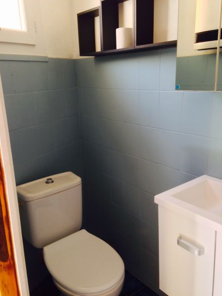 photo 10 Owner direct vacation rental Collioure appartement Languedoc-Roussillon Pyrnes-Orientales Washing facilities